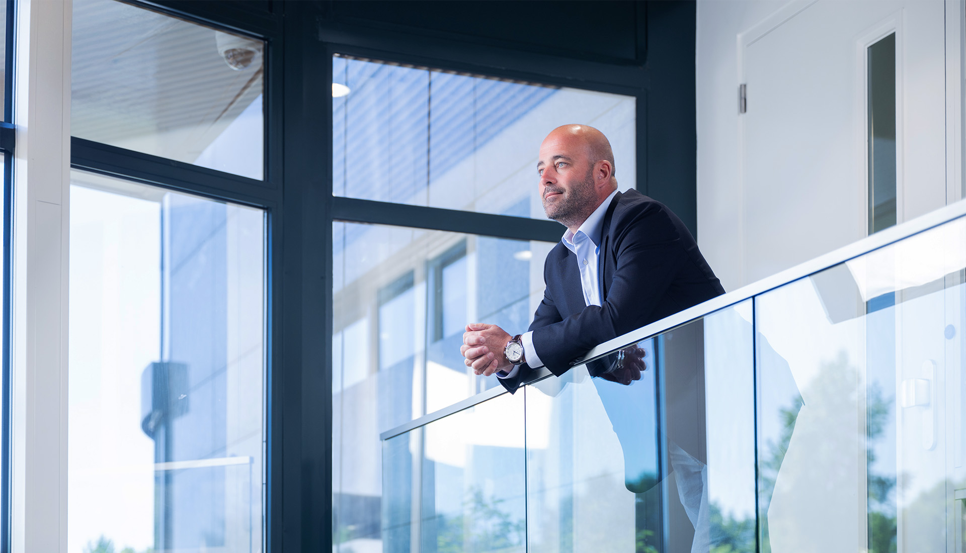 Executive interim management banner